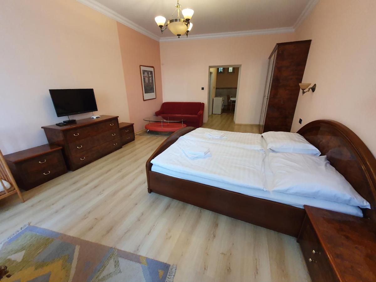 Evergreen Apartments Hotel Karlovy Vary Eksteriør bilde