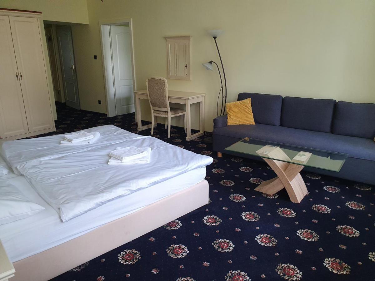 Evergreen Apartments Hotel Karlovy Vary Eksteriør bilde
